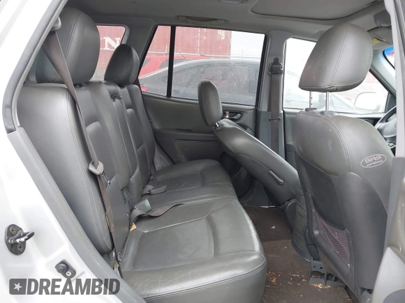 2003 Hyundai Santa Fe LX with VIN KM8SC73E83U568666, listed as a IAAI auction lot 41679044 with 127,560 mi miles. Bid and sale history available at carsss.com. Image 8.