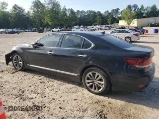 2013 Lexus LS 460 z VIN JTHCL5EF7D5018890, wystawiony jako Copart lot #54492255 z przebiegiem Nie podano mil oraz Szkody całkowita. Historia ofert i sprzedaży dostępna na DreamBid. Obrazek 2.