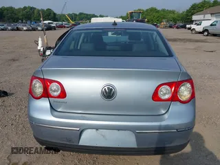 2007 Volkswagen Passat Wolfsburg Edition with VIN WVWAK73C77P152906, listed as a IAAI auction lot 42404087 with Not provided miles and . Bid and sale history available at DreamBid. Image 17.