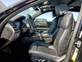 2022 BMW 7 Series 740i with VIN WBA7T2C01NCK41405, listed as a Copart auction lot 50586975 with 45,454 mi miles and Salvage Title. Bid and sale history available at carsss.com. Image 7.