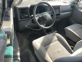 2003 Volkswagen EuroVan MV с VIN WV2NB47043H011247, выставлен на аукционе Copart как лот 85056064 с пробегом 190 282 миль миль и Списание • Salvage title. История ставок и продаж доступна на DreamBid. Изображение 8.