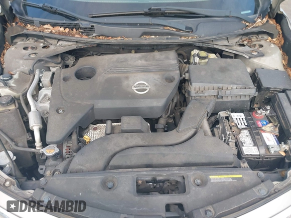 2013 Nissan Altima SV with VIN 1N4AL3AP4DN561907, listed as a IAAI auction lot 42230149 with 189,351 mi miles and . Bid and sale history available at carsss.com. Image 10.