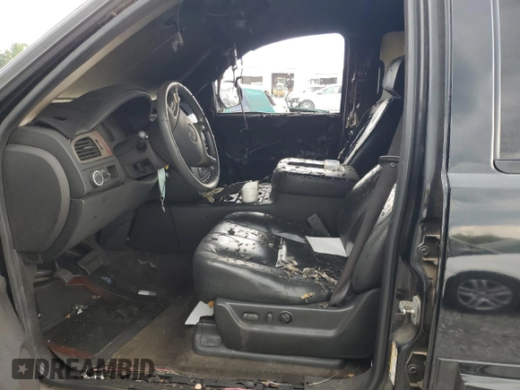 2008 GMC Yukon SLT w/4SB with VIN 1GKFC13J78R229931, listed as a Copart auction lot 61389524 with 0 mi miles and Salvage Title. Bid and sale history available at carsss.com. Image 7.
