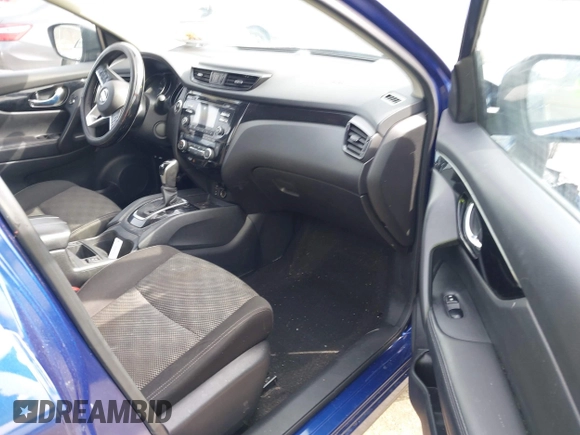 2017 Nissan Rogue SL z VIN JN1BJ1CR4HW106839, wystawiony jako IAAI lot #41620932 z przebiegiem 98 379 mil mil oraz . Historia ofert i sprzedaży dostępna na DreamBid. Obrazek 5.