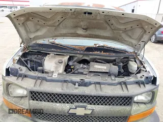 2007 Chevrolet Express Cargo with VIN 1GCGG25V271201283, listed as a IAAI auction lot 42094513 with Not Provided miles and . Bid and sale history available at DreamBid. Image 10.