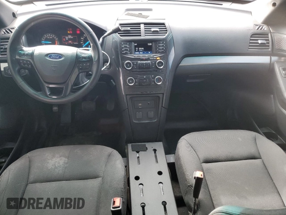 2016 Ford Police Interceptor Utility z VIN 1FM5K8AT3GGC72949, wystawiony jako Copart lot #47984524 z przebiegiem 122 660 mil mil oraz Szkoda całkowita • Salvage title. Historia ofert i sprzedaży dostępna na DreamBid. Obrazek 8.
