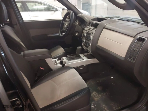 2009 Mercury Mariner Premier with VIN 4M2CU97G09KJ11510, listed as a IAAI auction lot 41887513 with 202,832 mi miles. Bid and sale history available at carsss.com. Image 5.