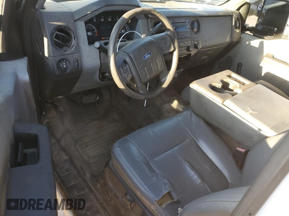 2015 Ford F-250 XL with VIN 1FDBF2A62FEC96054, listed as a Copart auction lot 45767965 with 258,796 mi miles and Salvage title. Bid and sale history available at DreamBid. Image 8.