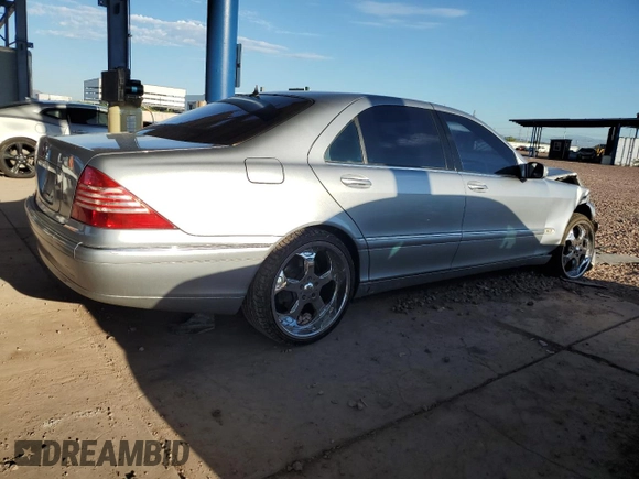 2001 Mercedes-Benz S-Class with VIN WDBNG75JX1A147190, listed as a Copart auction lot 68037254 with 0 mi miles and Salvage Title. Bid and sale history available at carsss.com. Image 3.