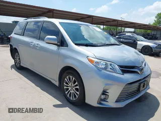 2019 Toyota Sienna XLE Auto Access Seat с VIN 5TDYZ3DC8KS016526, выставлен на аукционе IAAI как лот 42429995 с пробегом 35 519 миль миль и . История ставок и продаж доступна на DreamBid. Изображение 1.