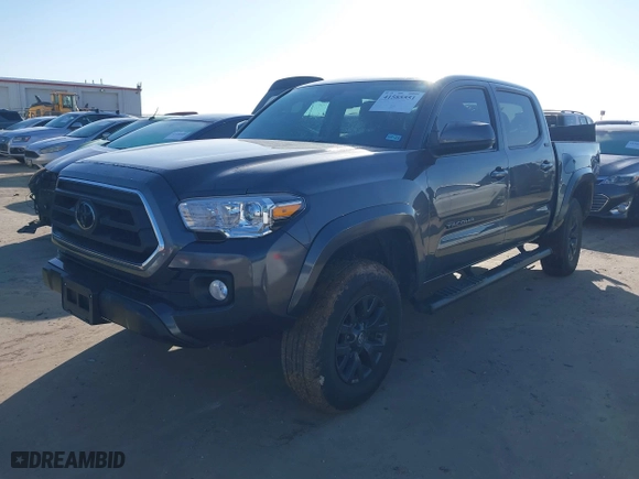 2022 Toyota Tacoma 2WD SR5 with VIN 3TMAZ5CN5NM176660, listed as a IAAI auction lot 41585551 with 32,303 mi miles. Bid and sale history available at carsss.com. Image 17.
