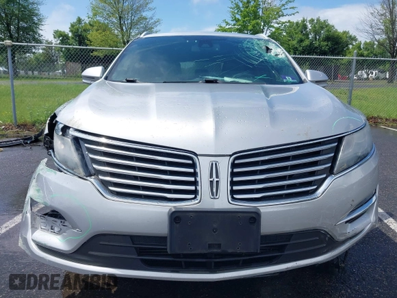 2017 Lincoln MKC Reserve z VIN 5LMCJ3D97HUL53966, wystawiony jako IAAI lot #42248077 z przebiegiem 55 245 mil mil oraz . Historia ofert i sprzedaży dostępna na DreamBid. Obrazek 6.