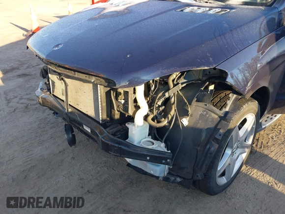 2015 Mercedes-Benz M 400 with VIN 4JGDA5GB3FA469911, listed as a IAAI auction lot 41411088 with 77,308 mi miles and . Bid and sale history available at DreamBid. Image 6.