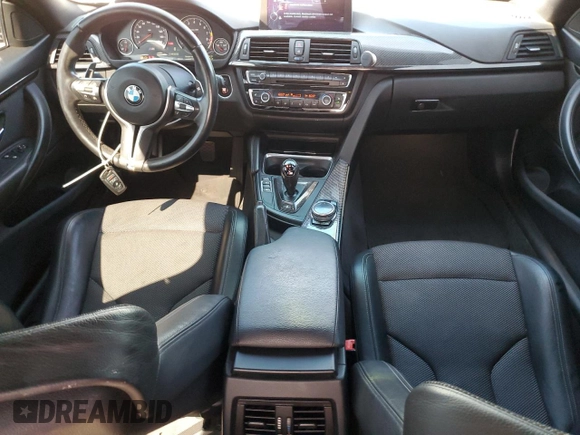 2015 BMW M4 with VIN WBS3R9C54FK329921, listed as a Copart auction lot 68893473 with 115,329 mi miles. Bid and sale history available at carsss.com. Image 8.