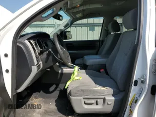 2013 Toyota Tundra z VIN 5TFDW5F11DX295393, wystawiony jako Copart lot #53049515 z przebiegiem 204 926 mil mil oraz Szkoda całkowita • Salvage title. Historia ofert i sprzedaży dostępna na DreamBid. Obrazek 7.