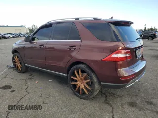 2013 Mercedes-Benz M 350 z VIN 4JGDA5JB7DA215849, wystawiony jako Copart lot #42850805 z przebiegiem Nie podano mil oraz Szkoda całkowita • Salvage title. Historia ofert i sprzedaży dostępna na DreamBid. Obrazek 2.