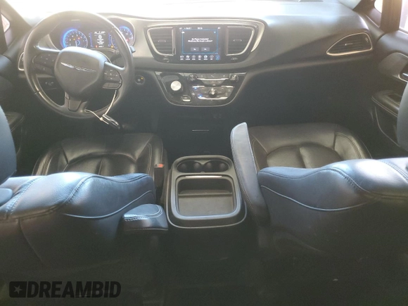 2018 Chrysler Pacifica Touring L с VIN 2C4RC1BG0JR275003, выставлен на аукционе Copart как лот 52110085 с пробегом 83 484 миль миль и Списание • Salvage title. История ставок и продаж доступна на DreamBid. Изображение 8.