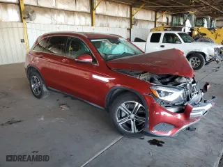 2017 Mercedes-Benz GLC with VIN WDC0G4JB7HF114342, listed as a Copart auction lot 77095044 with 0 mi miles and Salvage Title. Bid and sale history available at carsss.com. Image 4.