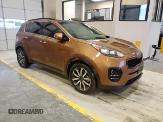 2018 Kia Sportage EX z VIN KNDPN3AC9J7359821, wystawiony jako Copart lot #60549715 z przebiegiem 88 601 mil mil oraz Czysty tytuł • Clean title. Historia ofert i sprzedaży dostępna na DreamBid. Obrazek 4.