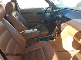 1995 Mercedes-Benz E with VIN WDBEA92E7SF310418, listed as a IAAI auction lot 41762503 with 206,153 mi miles and . Bid and sale history available at DreamBid. Image 5.