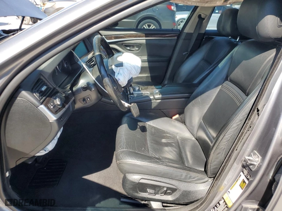 2015 BMW 5 Series 528i xDrive with VIN WBA5A7C51FD623774, listed as a Copart auction lot 46697615 with 165,115 mi miles and Salvage Title. Bid and sale history available at carsss.com. Image 7.