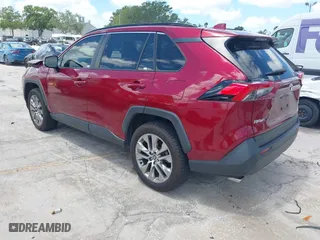 2021 Toyota RAV4 XLE Premium with VIN JTMC1RFV2MD080837, listed as a IAAI auction lot 42049997 with 25,823 mi miles. Bid and sale history available at carsss.com. Image 3.
