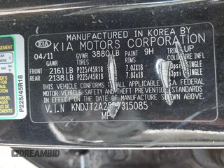 2011 Kia Soul + with VIN KNDJT2A25B7315085, listed as a IAAI auction lot 42038790 with 86,152 mi miles. Bid and sale history available at carsss.com. Image 9.