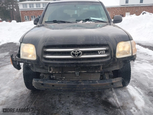 2003 Toyota Sequoia Limited with VIN 5TDBT48A13S177601, listed as a IAAI auction lot 41491390 with 218,243 mi miles. Bid and sale history available at carsss.com. Image 6.