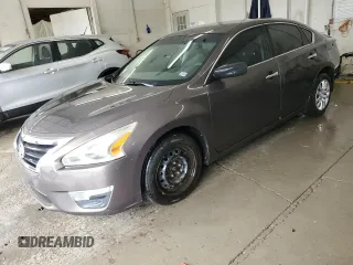 2014 Nissan Altima 2.5 S with VIN 1N4AL3AP1EN343652, listed as a Copart auction lot 51440035 with 175,240 mi miles and Salvage Title. Bid and sale history available at carsss.com. Image 1.