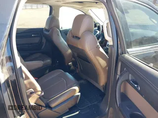 2017 GMC Acadia Limited z VIN 1GKKRSKD6HJ280835, wystawiony jako IAAI lot #41343049 z przebiegiem 104 167 mil mil oraz . Historia ofert i sprzedaży dostępna na DreamBid. Obrazek 8.