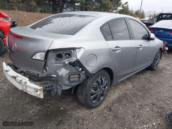 2012 Mazda Mazda3 i Sport with VIN JM1BL1UG9C1584328, listed as a IAAI auction lot 41875903 with 117,961 mi miles. Bid and sale history available at carsss.com. Image 4.