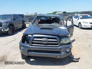 2009 Toyota Tacoma with VIN 3TMLU42N39M030914, listed as a IAAI auction lot 42471262 with Not provided miles and . Bid and sale history available at DreamBid. Image 12.