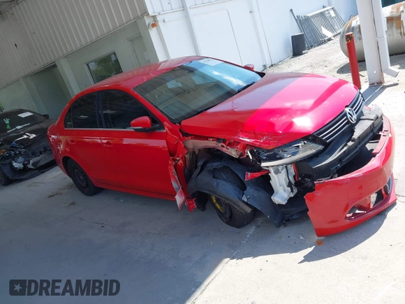2013 Volkswagen Jetta SE with VIN 3VWDX7AJ0DM355117, listed as a IAAI auction lot 42350921 with 130,322 mi miles and . Bid and sale history available at DreamBid. Image 13.