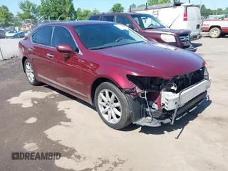 2007 Lexus LS 460 with VIN JTHBL46F975000819, listed as a IAAI auction lot 42547913 with 221,827 mi miles and . Bid and sale history available at DreamBid. Image 1.
