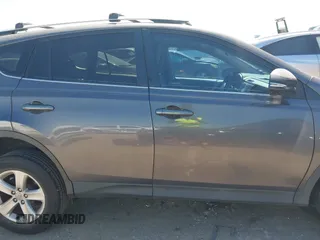 2013 Toyota RAV4 XLE with VIN 2T3WFREV1DW027808, listed as a IAAI auction lot 41772111 with 153,583 mi miles. Bid and sale history available at carsss.com. Image 13.
