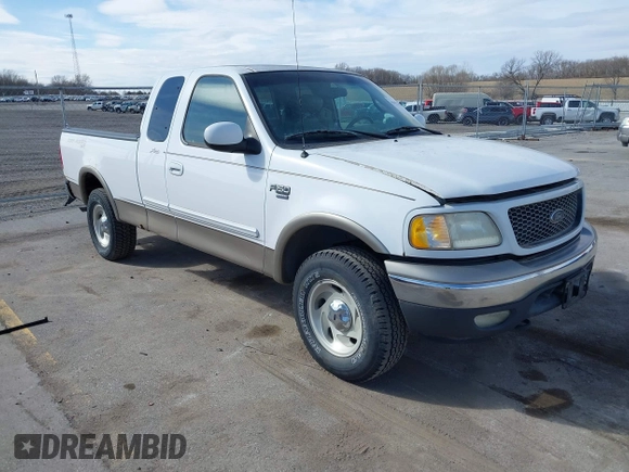 2001 Ford F-150 XL with VIN 1FTRX18LX1KA49557, listed as a IAAI auction lot 41875941 with 192,202 mi miles. Bid and sale history available at carsss.com. Image 1.