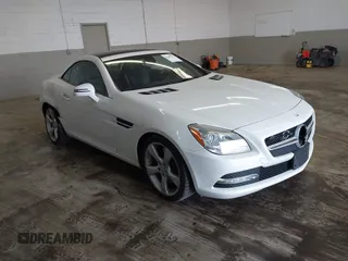 2012 Mercedes-Benz SLK-Class SLK 350 with VIN WDDPK5HA7CF033281, listed as a IAAI auction lot 41446225 with 99,518 mi miles. Bid and sale history available at carsss.com. Image 1.