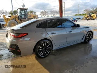 2022 BMW 4 Series M440i xDrive with VIN WBA13AW06NFM38130, listed as a Copart auction lot 82403874 with 49,302 mi miles and Salvage title. Bid and sale history available at DreamBid. Image 3.