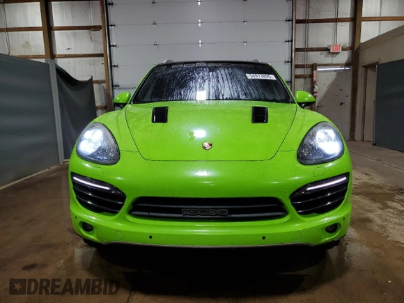2012 Porsche Cayenne z VIN WP1AA2A28CLA05588, wystawiony jako Copart lot #54973895 z przebiegiem 189 838 mil mil oraz Czysty tytuł • Clean title. Historia ofert i sprzedaży dostępna na DreamBid. Obrazek 5.