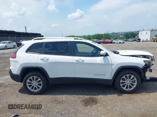 2020 Jeep Cherokee Latitude with VIN 1C4PJMCBXLD651472, listed as a IAAI auction lot 42590047 with 68,947 mi miles and . Bid and sale history available at DreamBid. Image 14.