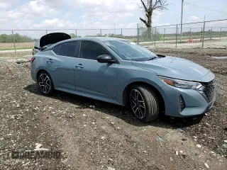 2025 Nissan Sentra SR z VIN 3N1AB8DV2SY221081, wystawiony jako Copart lot #55232405 z przebiegiem 9 391 mil mil oraz Szkoda całkowita • Salvage title. Historia ofert i sprzedaży dostępna na DreamBid. Obrazek 13.