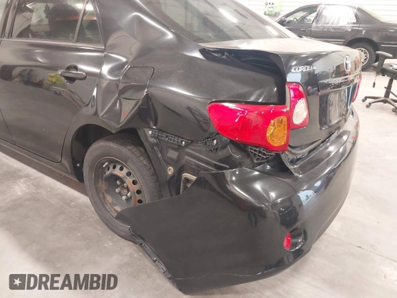 2010 Toyota Corolla с VIN JTDBU4EE9A9118389, выставлен на аукционе IAAI как лот 42488398 с пробегом Не указан миль и . История ставок и продаж доступна на DreamBid. Изображение 11.