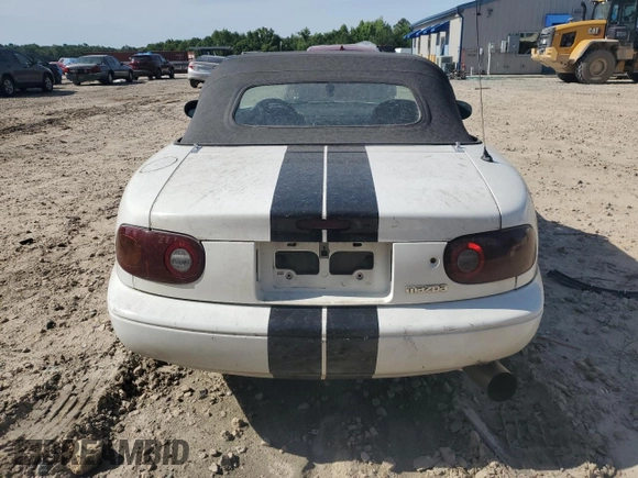 1991 Mazda MX-5 Miata Special Edition z VIN JM1NA3515M0231262, wystawiony jako Copart lot #57221675 z przebiegiem 241 670 mil mil oraz Szkoda całkowita • Salvage title. Historia ofert i sprzedaży dostępna na DreamBid. Obrazek 6.