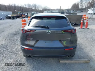 2021 Mazda CX-30 Select with VIN 3MVDMBBL5MM224326, listed as a IAAI auction lot 41821723 with 1 mi miles. Bid and sale history available at carsss.com. Image 16.