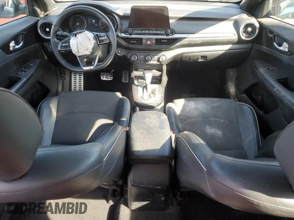 2021 Kia Forte GT-Line z VIN 3KPF34AD2ME333601, wystawiony jako Copart lot #54721705 z przebiegiem 86 520 mil mil oraz Szkoda całkowita • Salvage title. Historia ofert i sprzedaży dostępna na DreamBid. Obrazek 8.