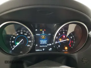 2018 Jaguar F-Pace 30t Premium z VIN SADCJ2GXXJA204104, wystawiony jako Copart lot #61648715 z przebiegiem 126 985 mil mil oraz Szkoda całkowita • Salvage title. Historia ofert i sprzedaży dostępna na DreamBid. Obrazek 9.