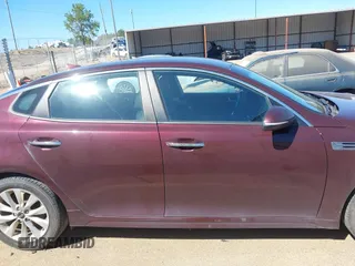 2017 Kia Optima LX with VIN 5XXGT4L33HG163285, listed as a IAAI auction lot 41802193 with 122,159 mi miles. Bid and sale history available at carsss.com. Image 13.