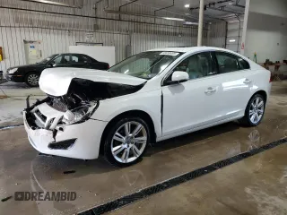 2012 Volvo S60 T6 z VIN YV1902FH5C2126065, wystawiony jako Copart lot #58499495 z przebiegiem 164 817 mil mil oraz Szkoda całkowita • Salvage title. Historia ofert i sprzedaży dostępna na DreamBid. Obrazek 1.