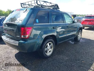 2005 Jeep Grand Cherokee Limited with VIN 1J4HR58N85C631004, listed as a IAAI auction lot 42320652 with 106,456 mi miles and . Bid and sale history available at DreamBid. Image 4.