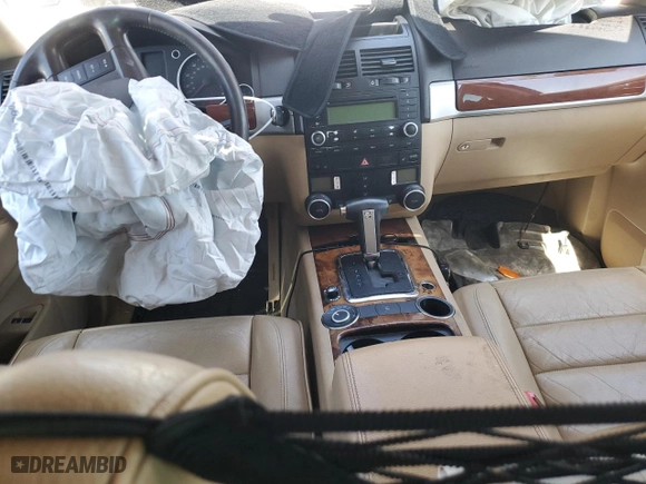 2006 Volkswagen Touareg 3.2L V6 with VIN WVGZG77L46D023161, listed as a Copart auction lot 50653065 with 120,932 mi miles and Salvage Title. Bid and sale history available at carsss.com. Image 8.